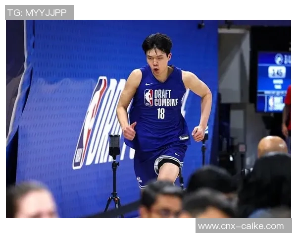 杨瀚森爵士试训视频流出展现远投精准与队友默契配合